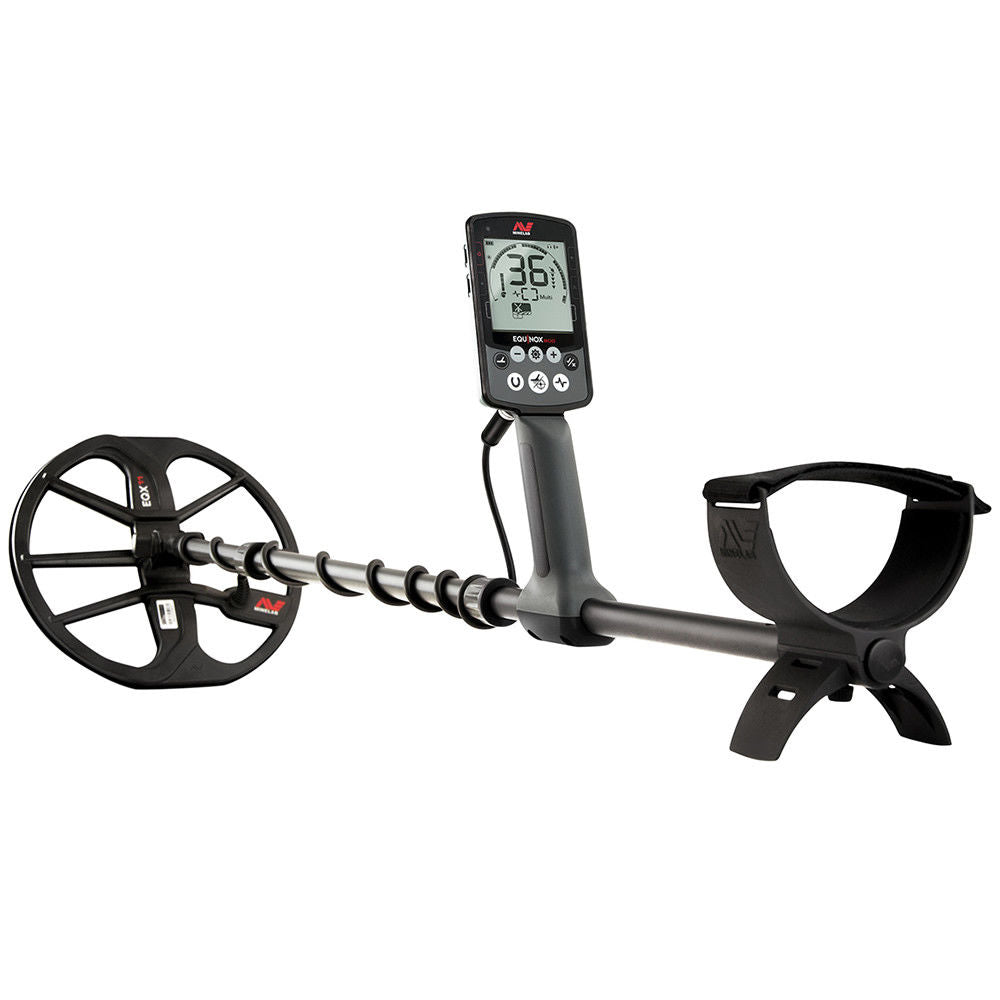 Minelab Equinox 800 Waterproof Multi-Frequency Metal Detector with Carry/Travel Bag, 11" DD Coil and Pro-Find 40 Waterproof Pinpointer