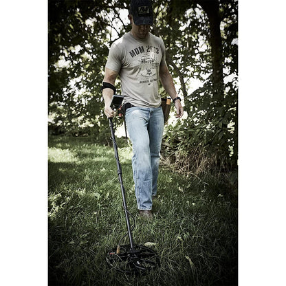 Minelab Equinox 800 Waterproof Multi-Frequency Metal Detector with 11" DD Coil, Gold Mode, Pro-Find 35 Pinpointer and Carry Bag