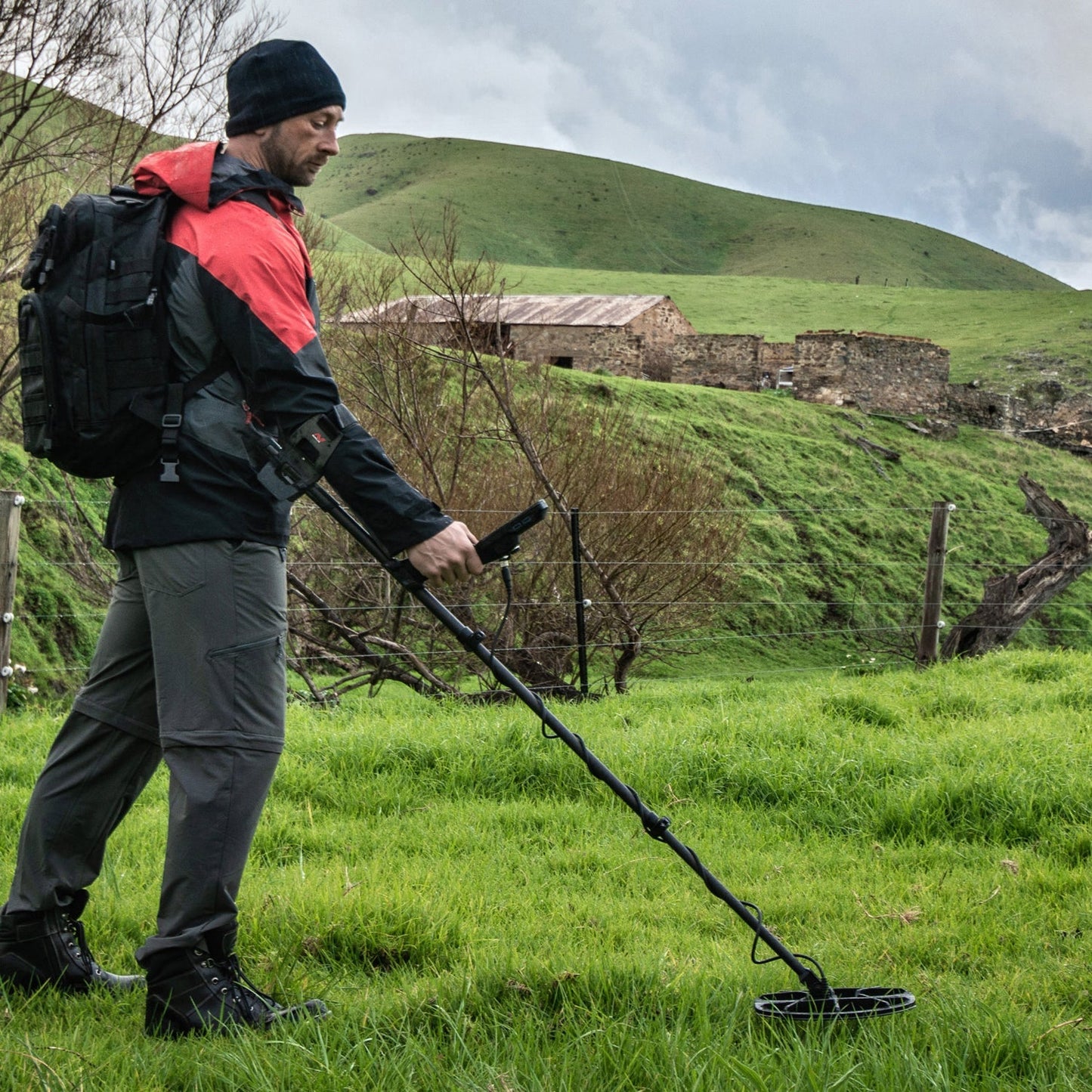 3 Coil PKG Minelab Manticore Multi-Frequency High Power Waterproof Metal Detector with M8 & M15 Searchcoil, Pro-Find 40 and Padded Bag