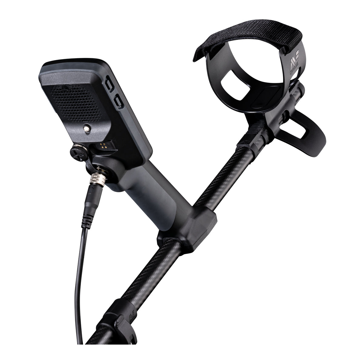 Minelab Equinox 900 Waterproof Multi-Frequency Metal Detector with 11" and 6" DD Coils