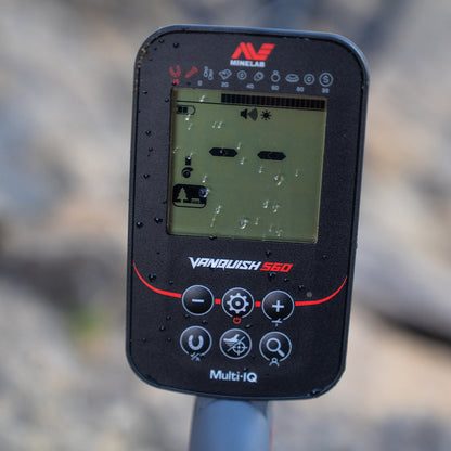 Minelab Vanquish 560 Metal Detector Bundle