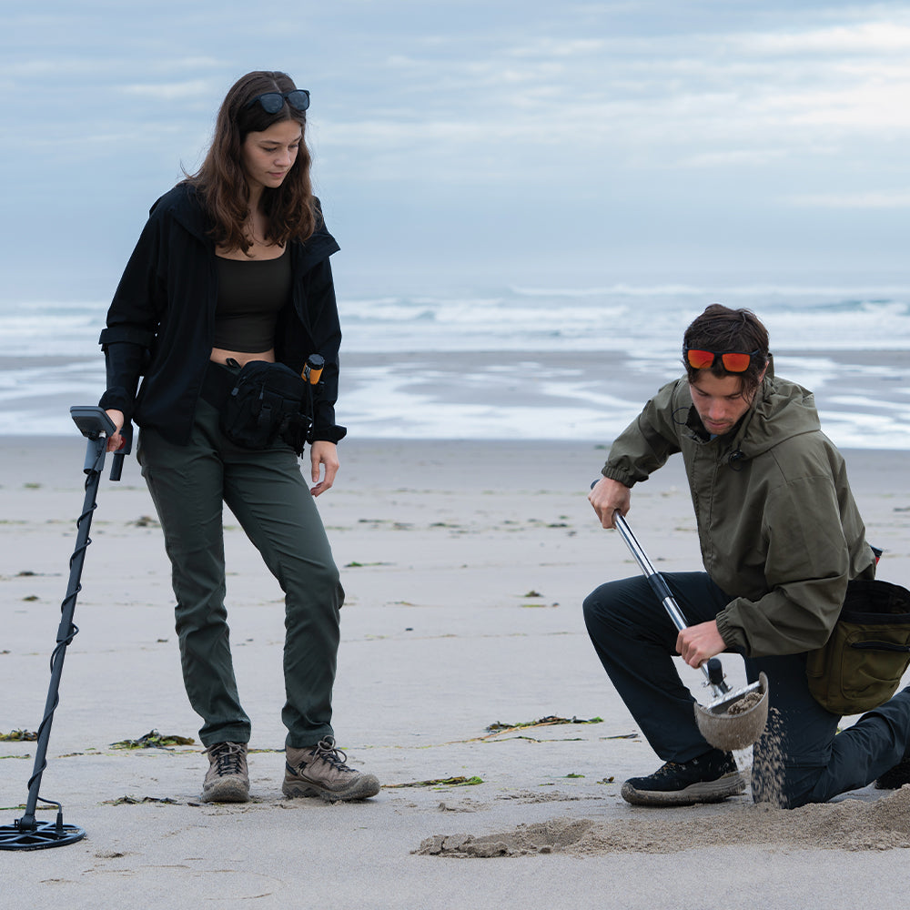 Minelab Vanquish 560 Metal Detector